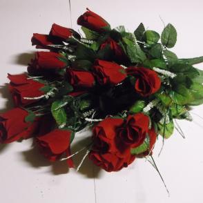Umelá kytica ruží červená